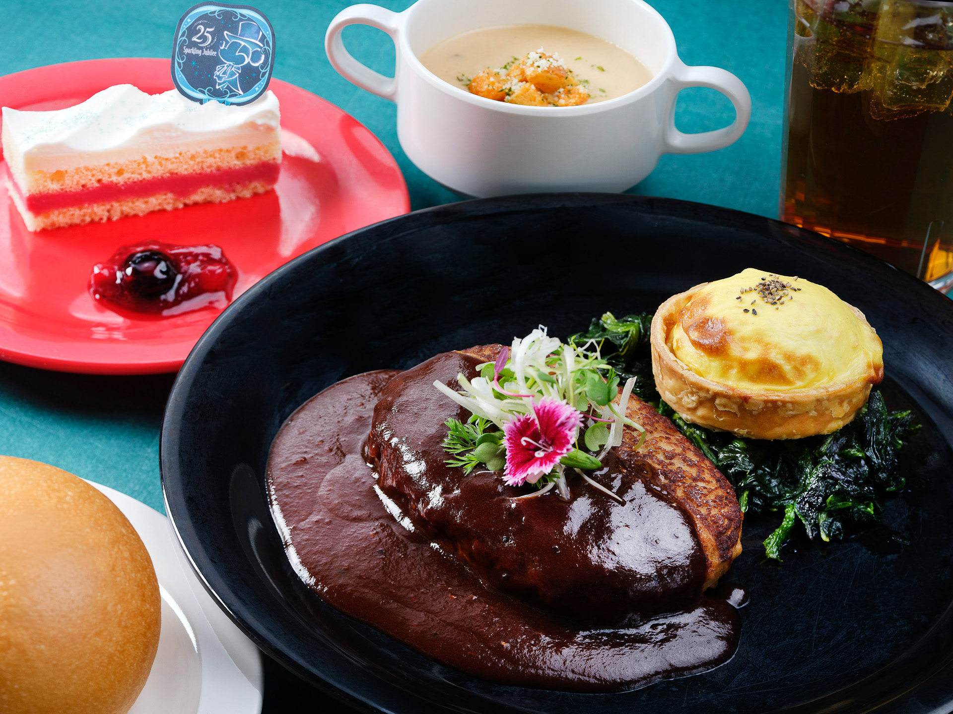 「ホライズンベイ・レストラン」スペシャルセット（2840円）