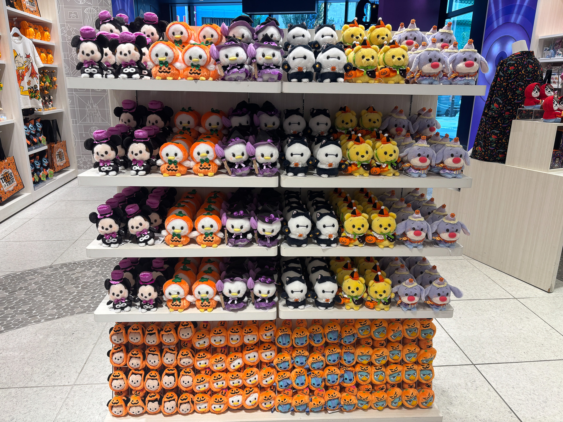 ハロウィーンデザインのうるぽちゃちゃん ぬいぐるみ