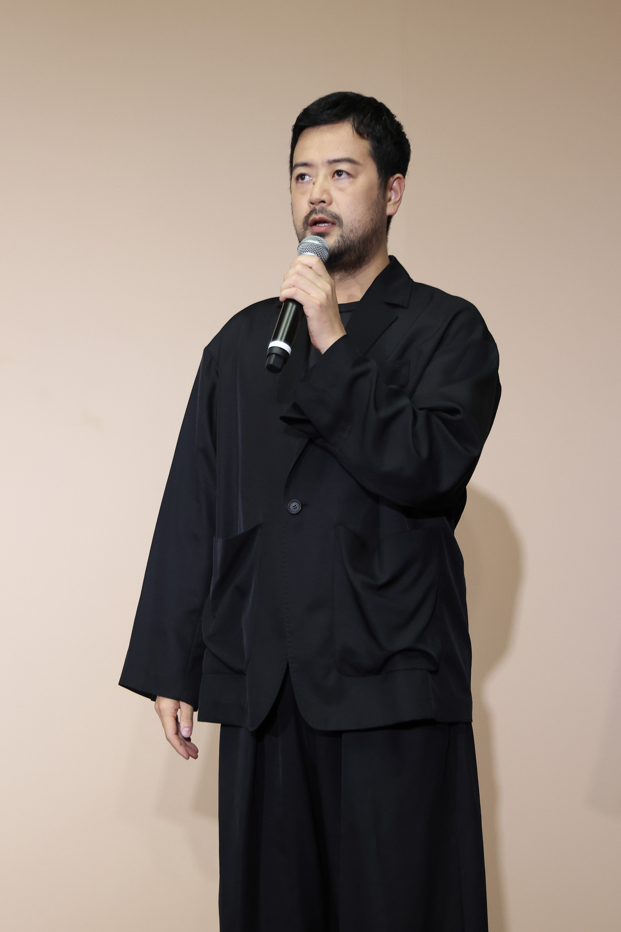 新制服を手掛けたクリエイティブディレクター中田優也氏