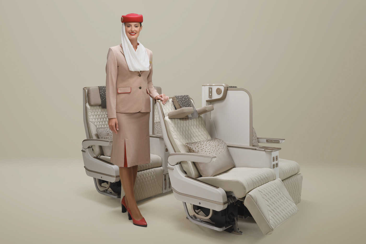 エミレーツ航空が新型プレエコを公開