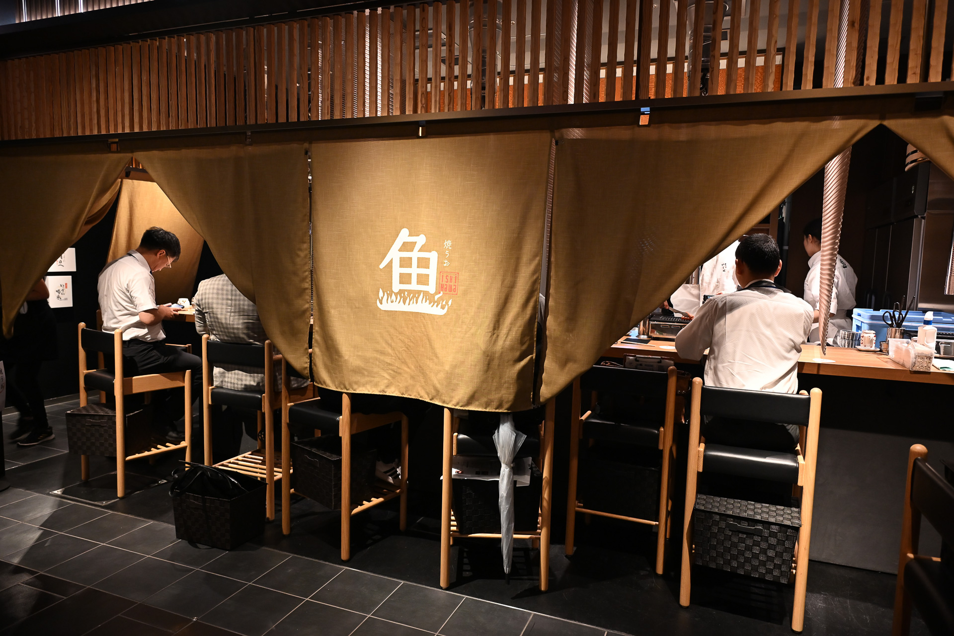 焼うお いし川 八重洲