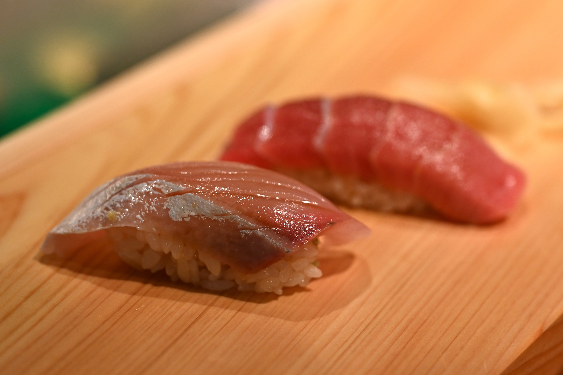 本格江戸前寿司を手頃な値段＆立ち食いスタイルで味わえる
