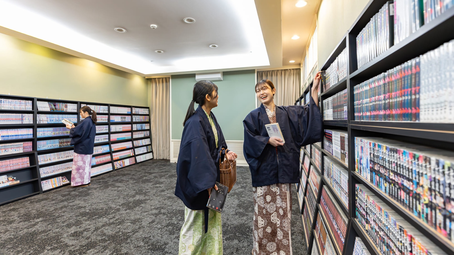 24時間営業のマンガ読み放題