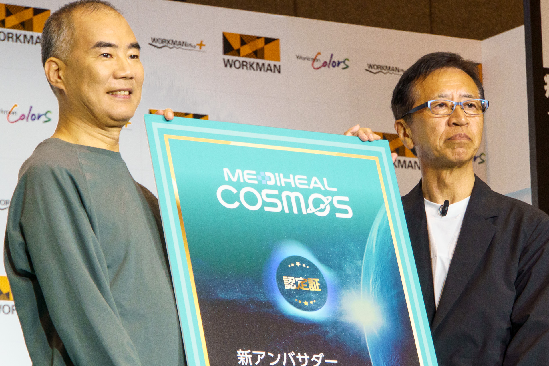 株式会社ワークマン 専務取締役 土屋哲雄氏（右）、このたびブランドアンバサダーに就任した宇宙飛行士の野口聡一さん（左）