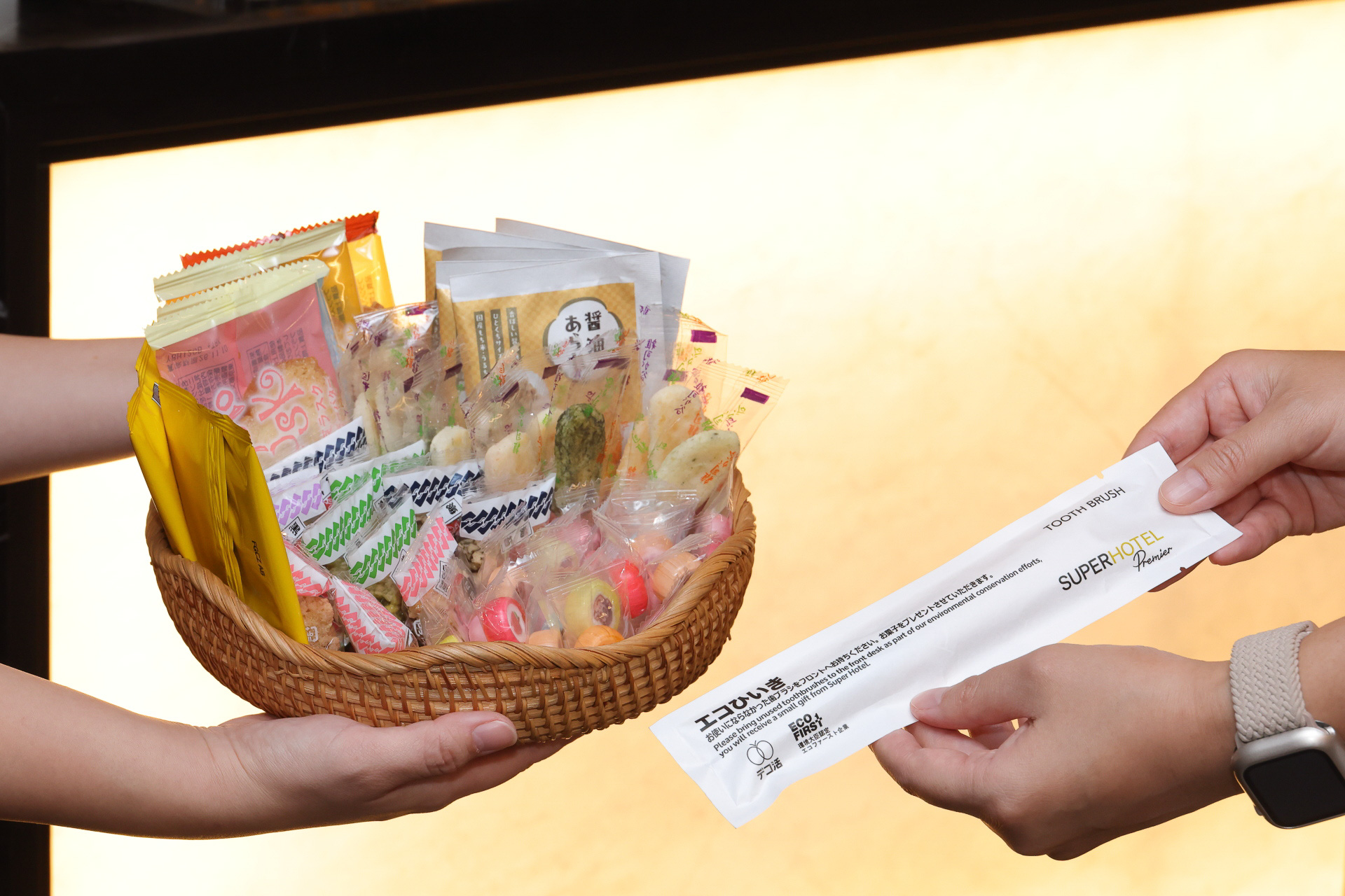 使わなかった歯ブラシと交換でお菓子がもらえるって、ユニークな取り組みですね