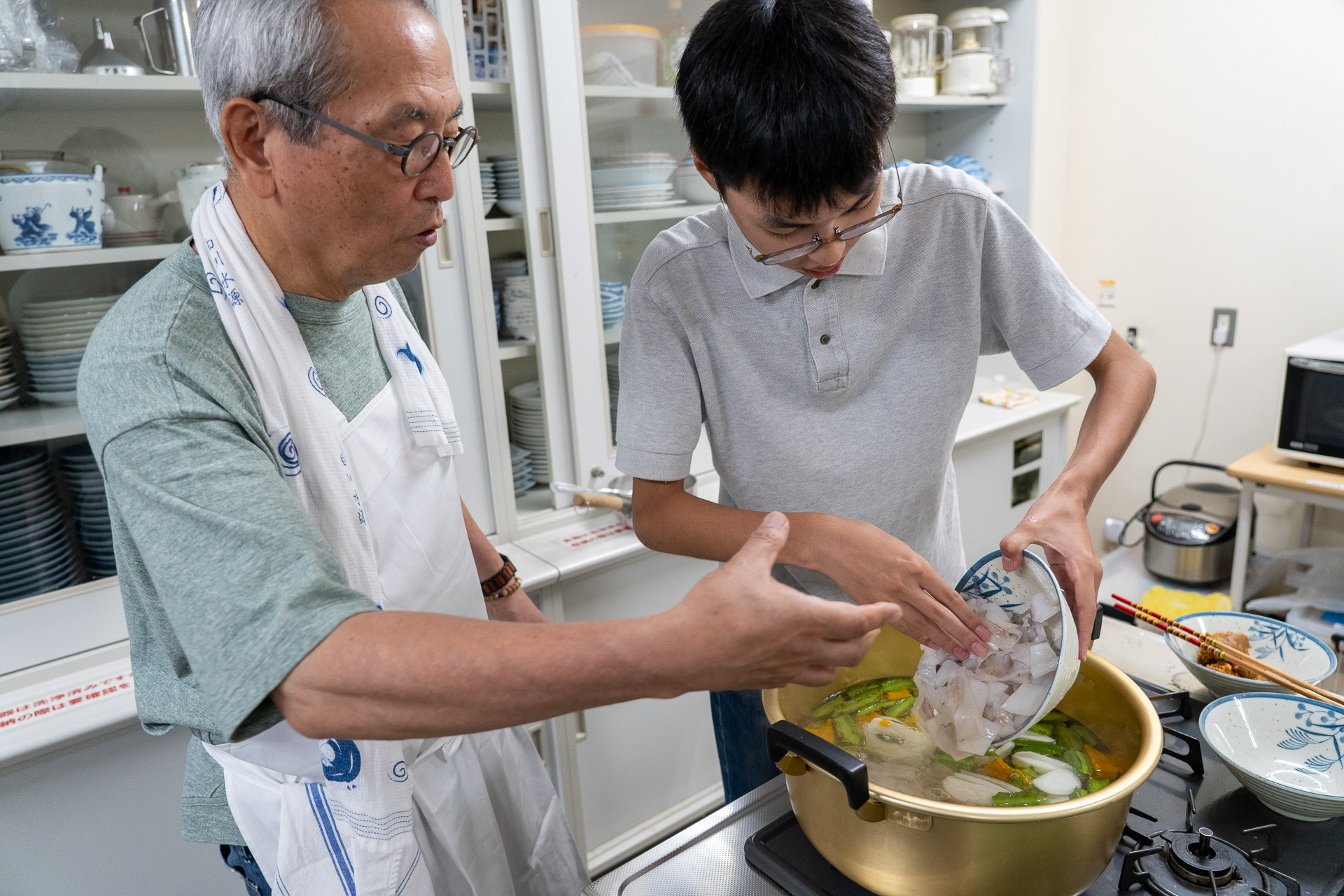 「根のあるものは水から！」「切るとき皮目は下」「料理は極力かき混ぜない」など、メモしたくなる語録が次々と飛び出した