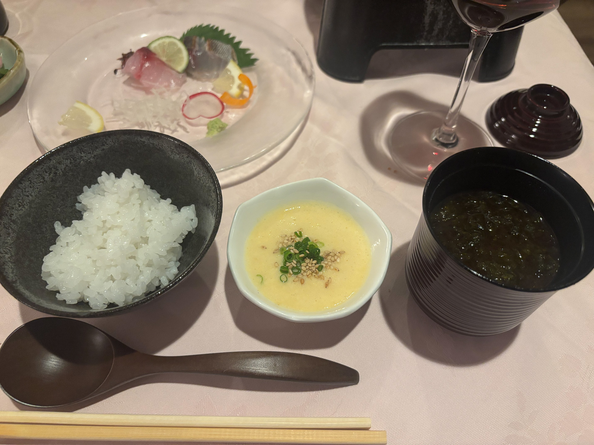 締めはとろろご飯