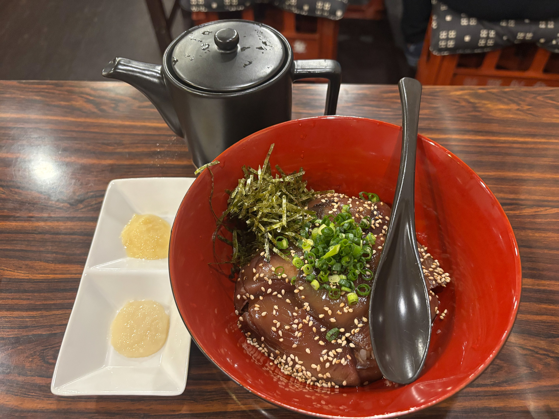 カツオの出汁茶漬け丼
