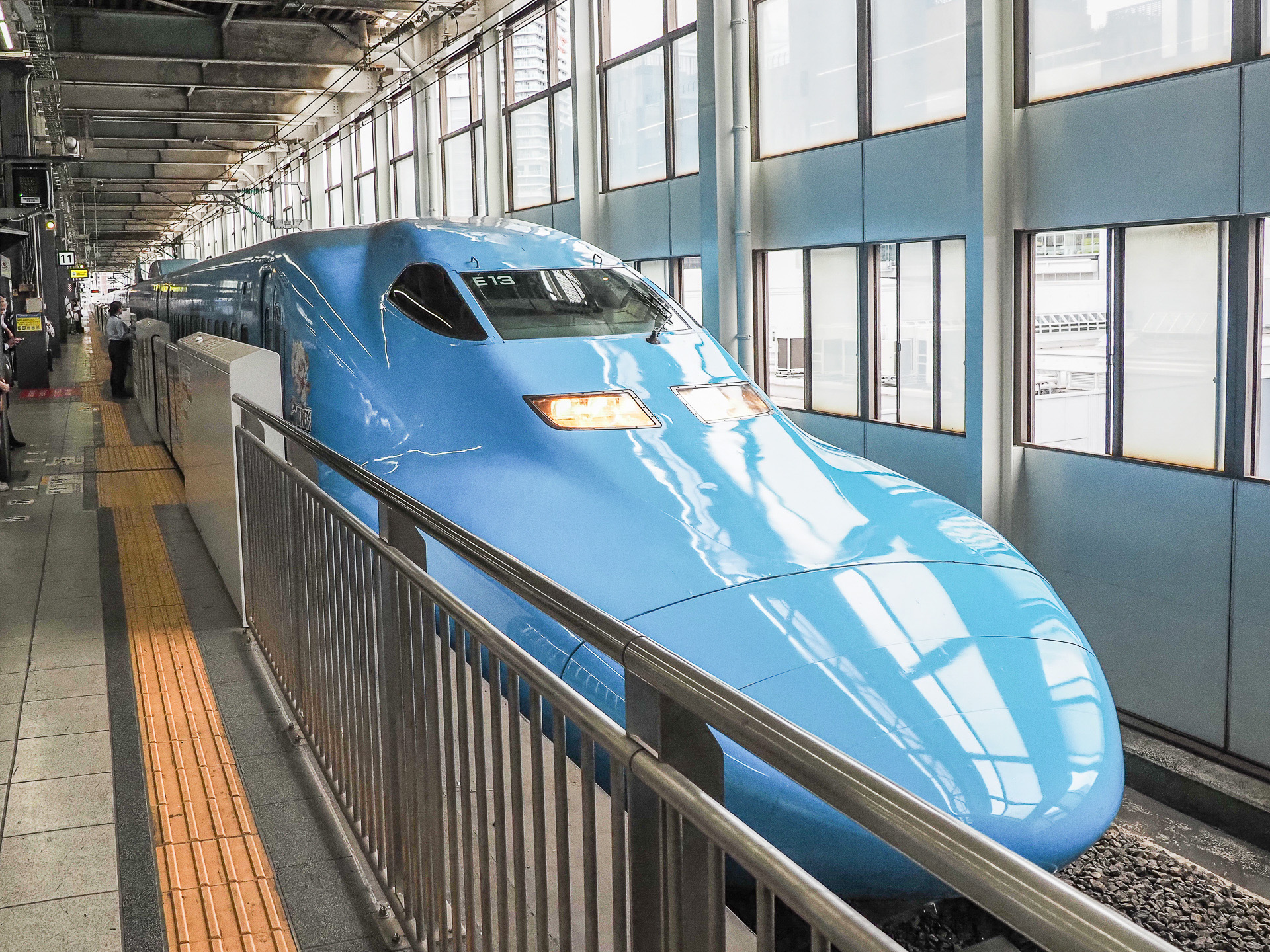 往路に広島駅から新岩国駅まで乗車した「こだま」は、700系を使った「ONE PIECE新幹線」のせとうちブルー号だった