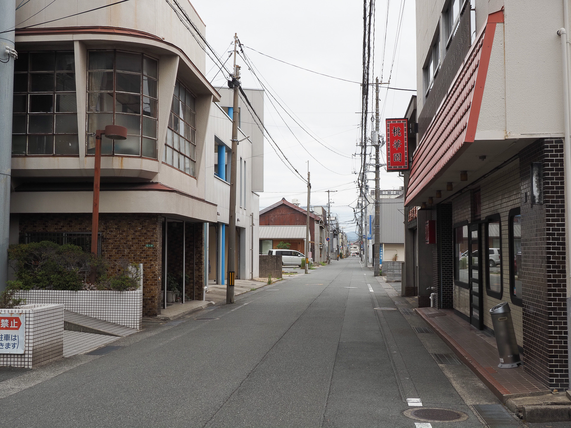 北口の街を散歩。レトロな雰囲気