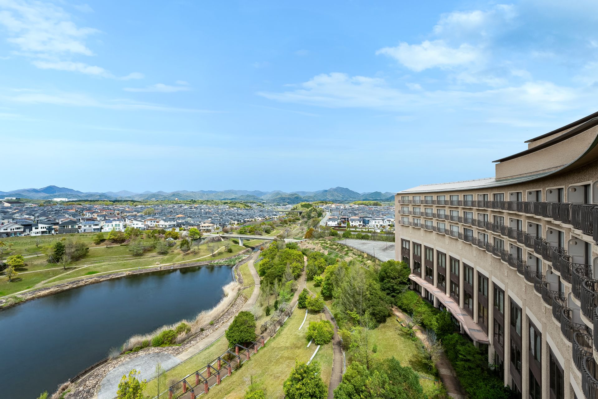 すぐ側にある平谷川緑地