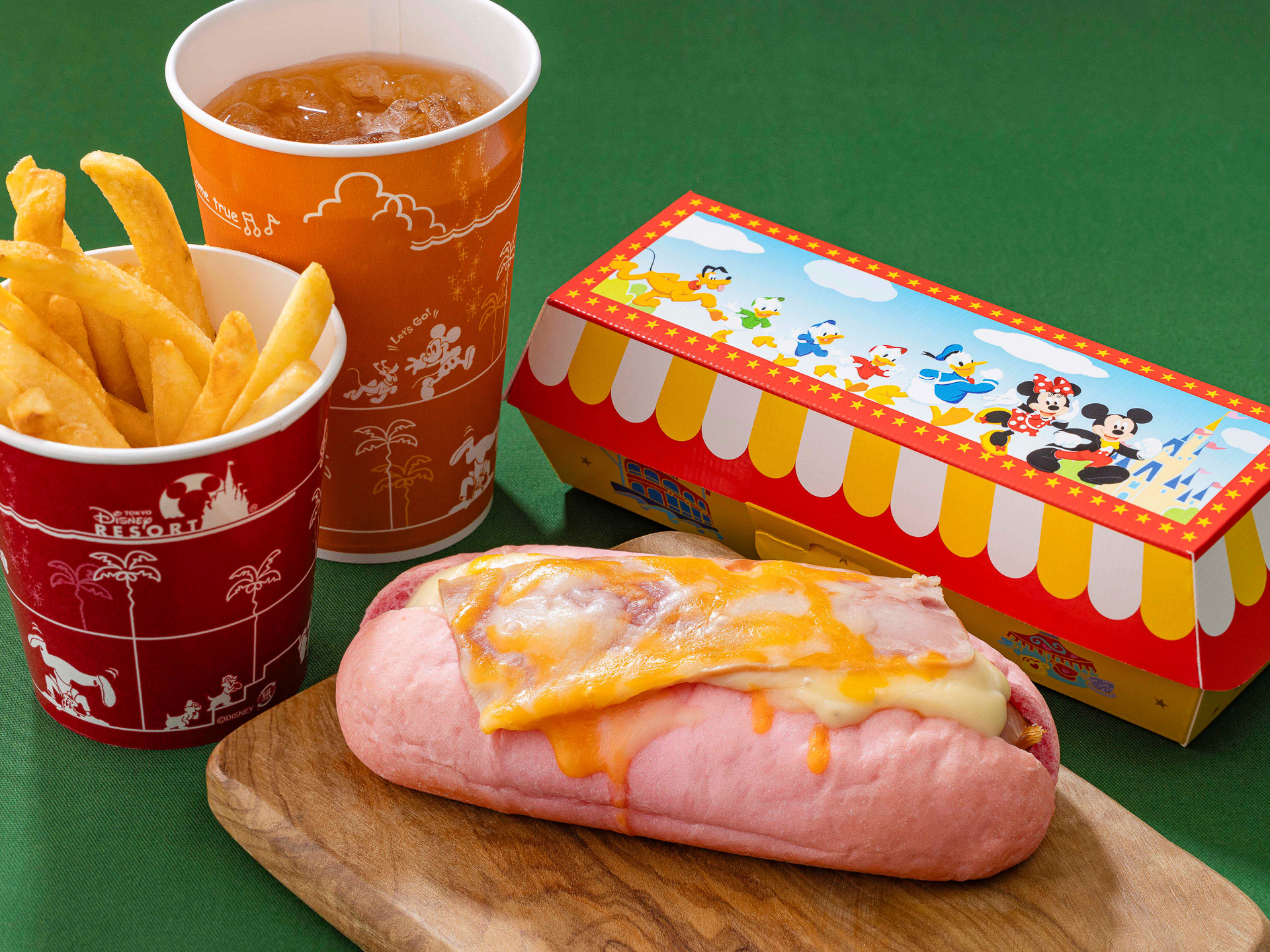 リフレッシュメントコーナー「スペシャルセット」（1340円）