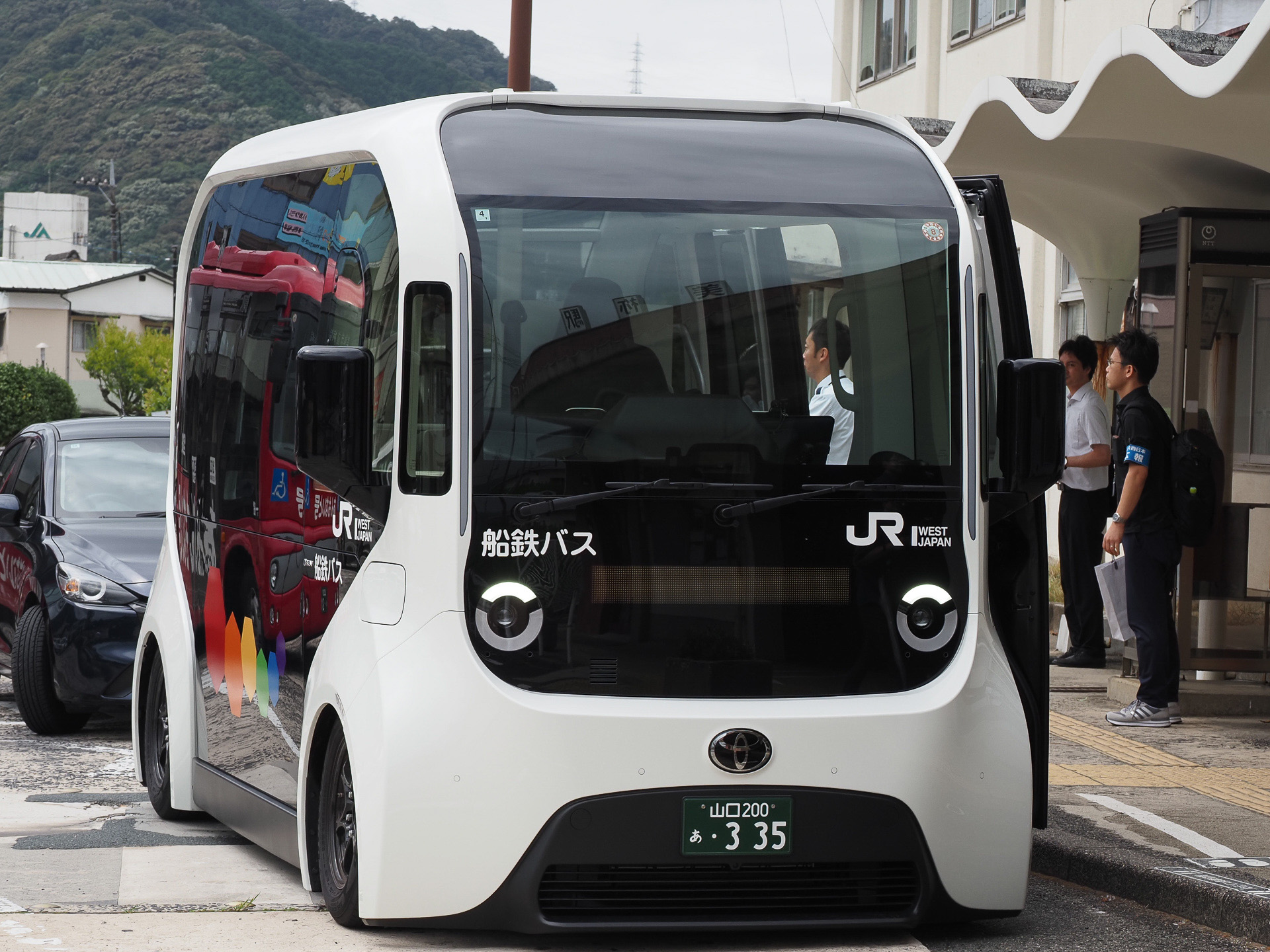 トヨタ e-Paletteを使う「美祢ぐるっと号」。愛称は「みねぐる」
