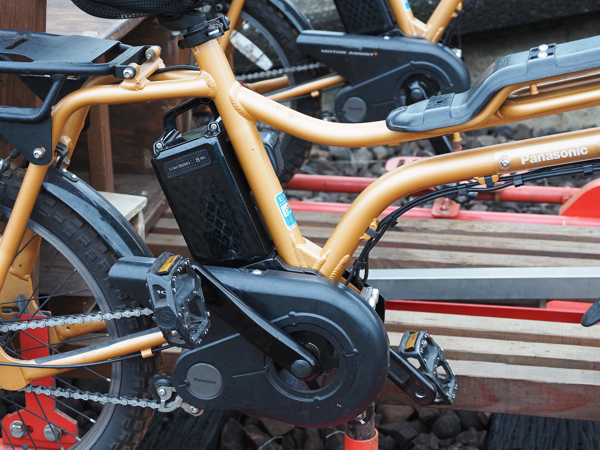 バッテリー搭載の電動アシスト自転車を2台使っている