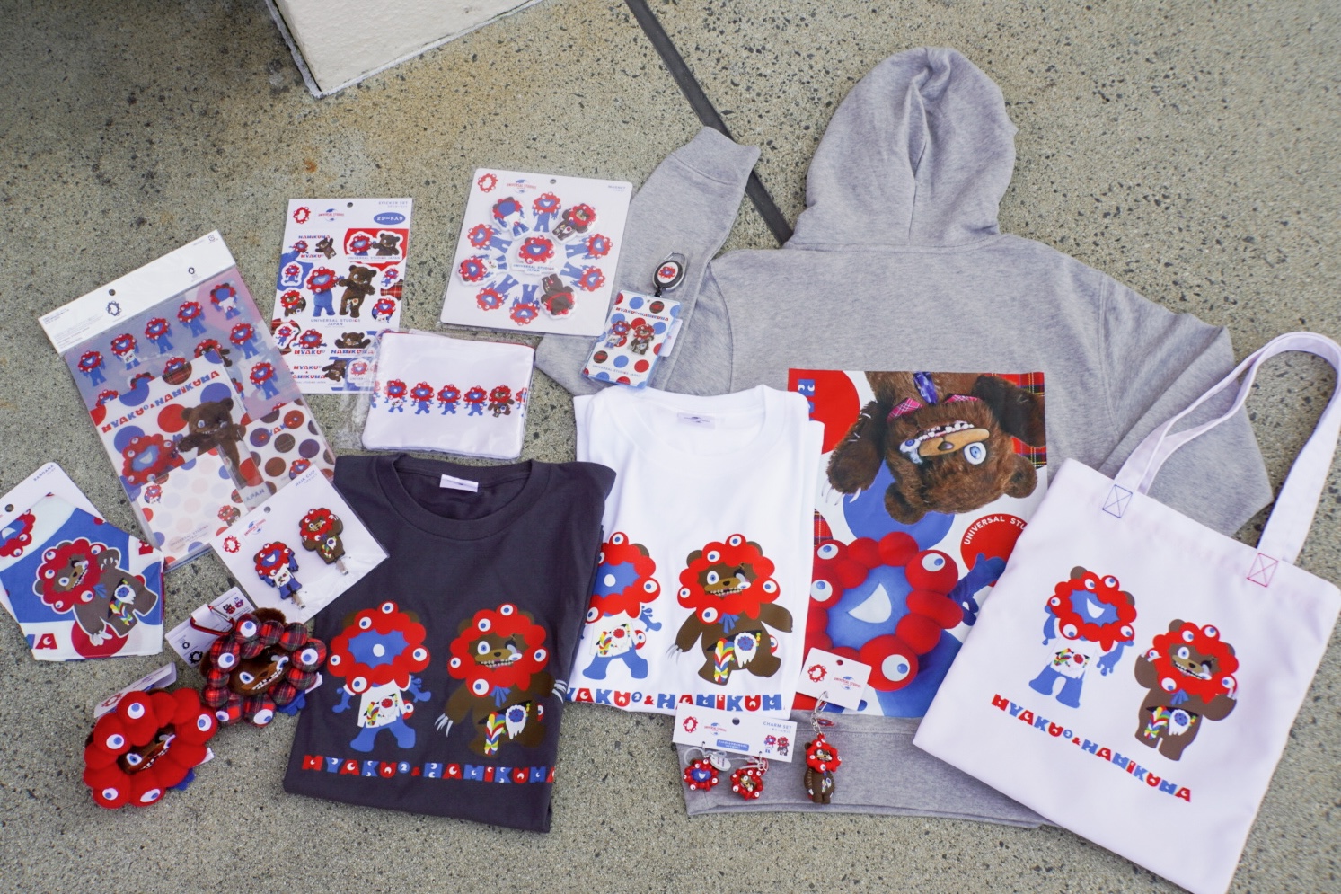 ミャクミャク×ハミクマグッズ実物を見てきた！