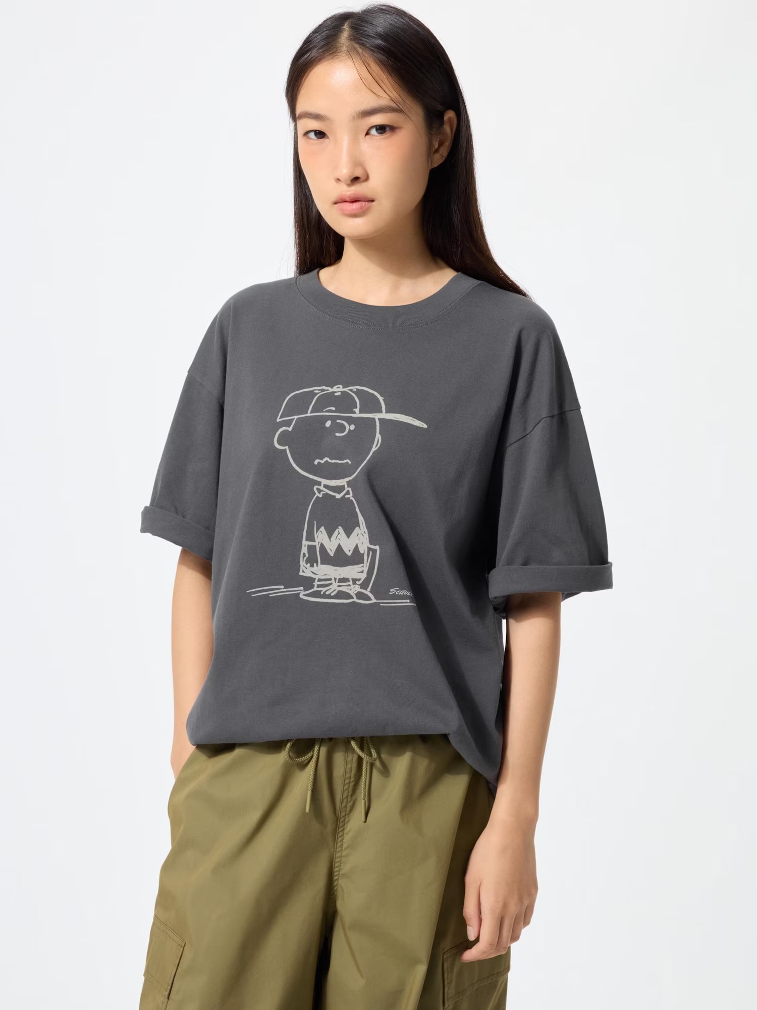 12月中旬発売「ピーナッツ」メンズTシャツ（オーバーサイズフィット）のコーデ例