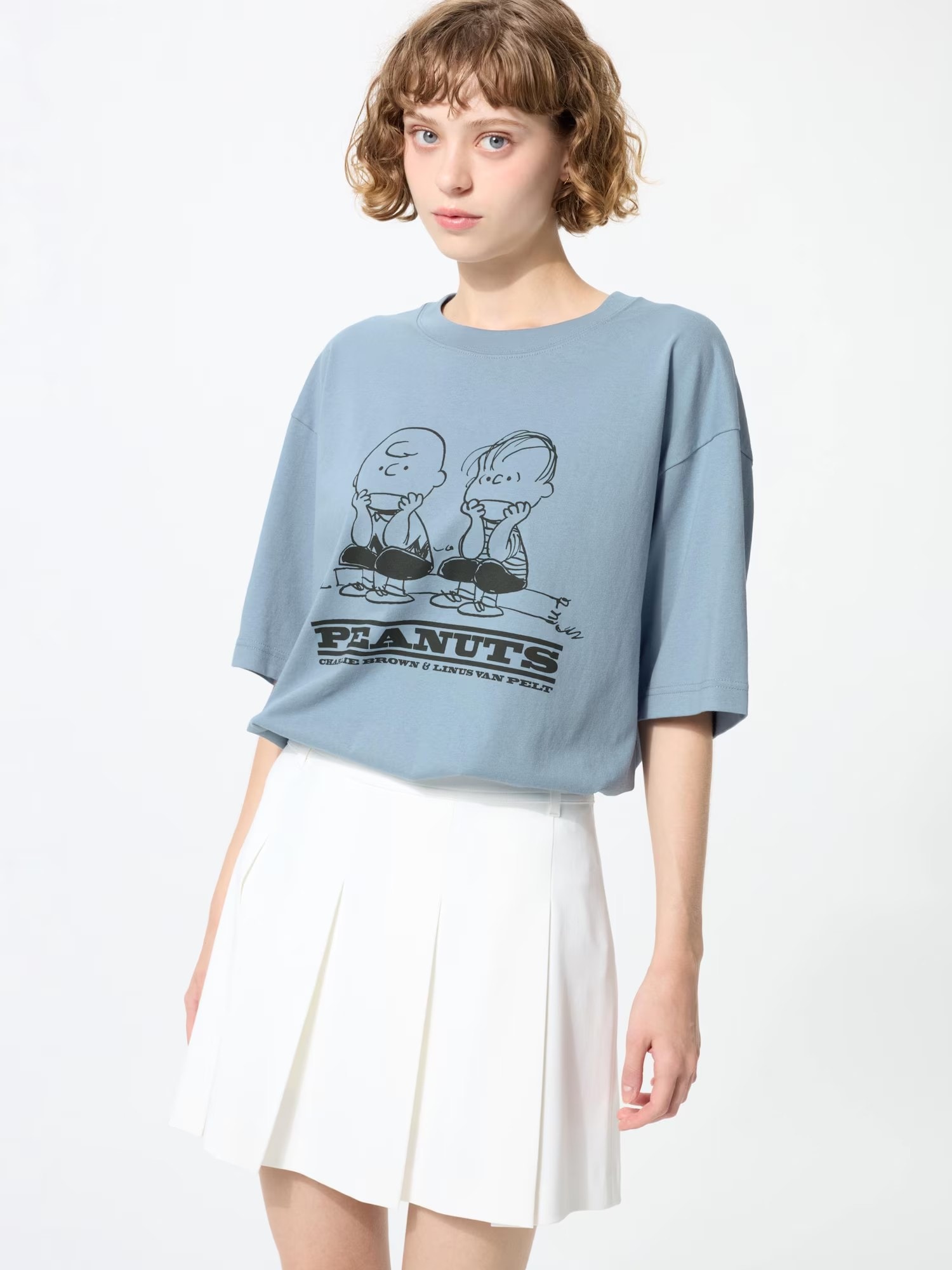 12月中旬発売「ピーナッツ」メンズTシャツ（オーバーサイズフィット）のコーデ例