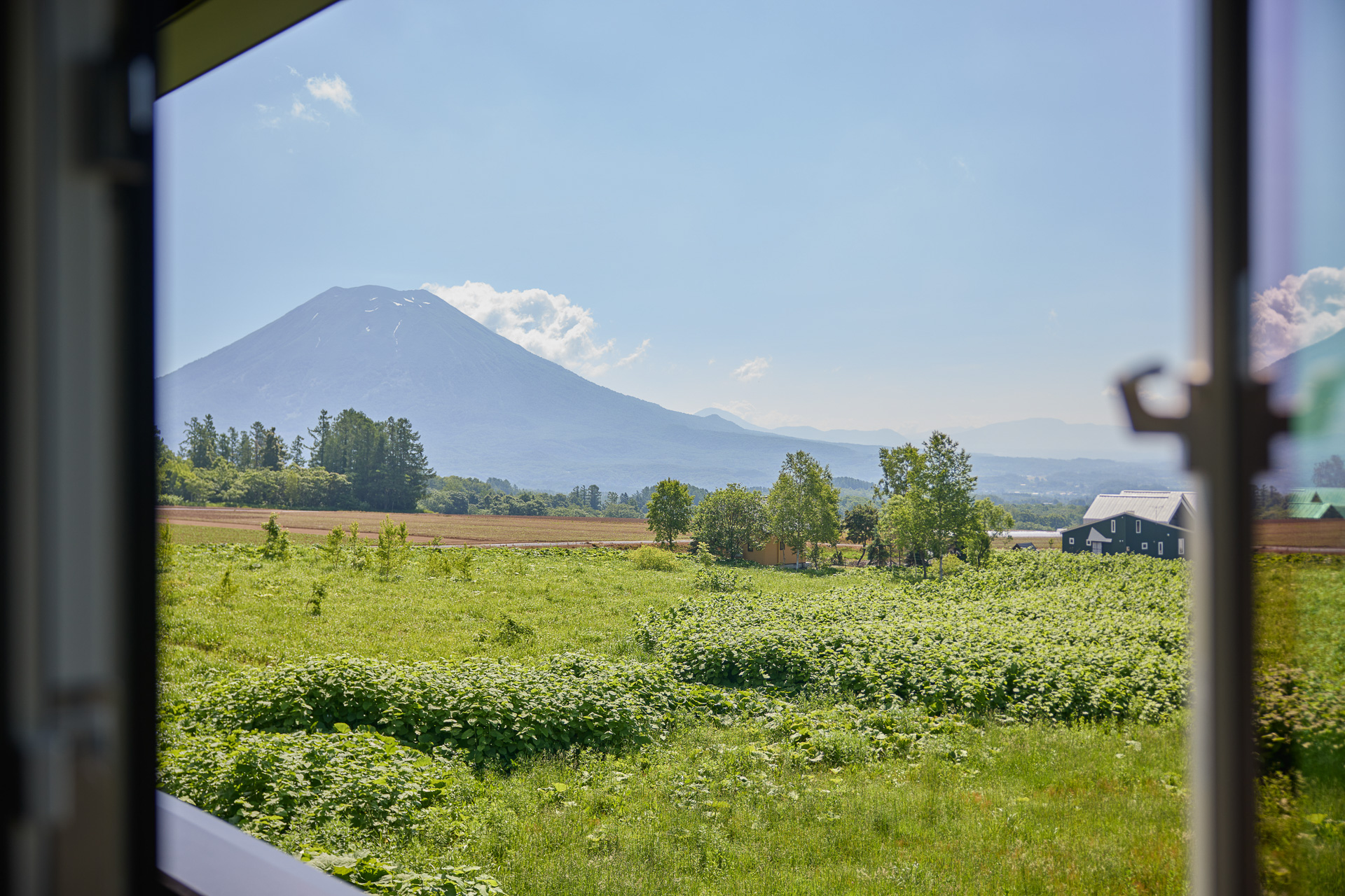 客室からは羊蹄山を望む