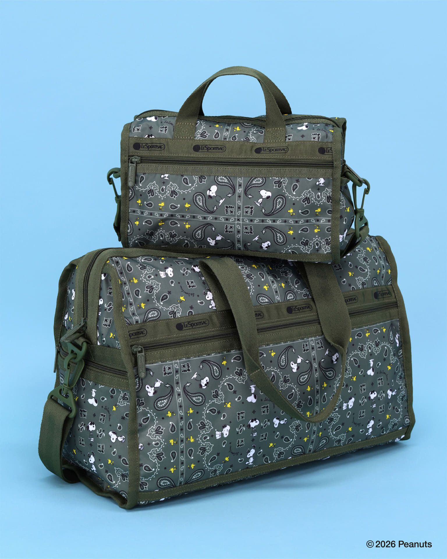 MINI DUFFEL CROSSBODY（上）、DELUXE MED WEEKENDER（下）