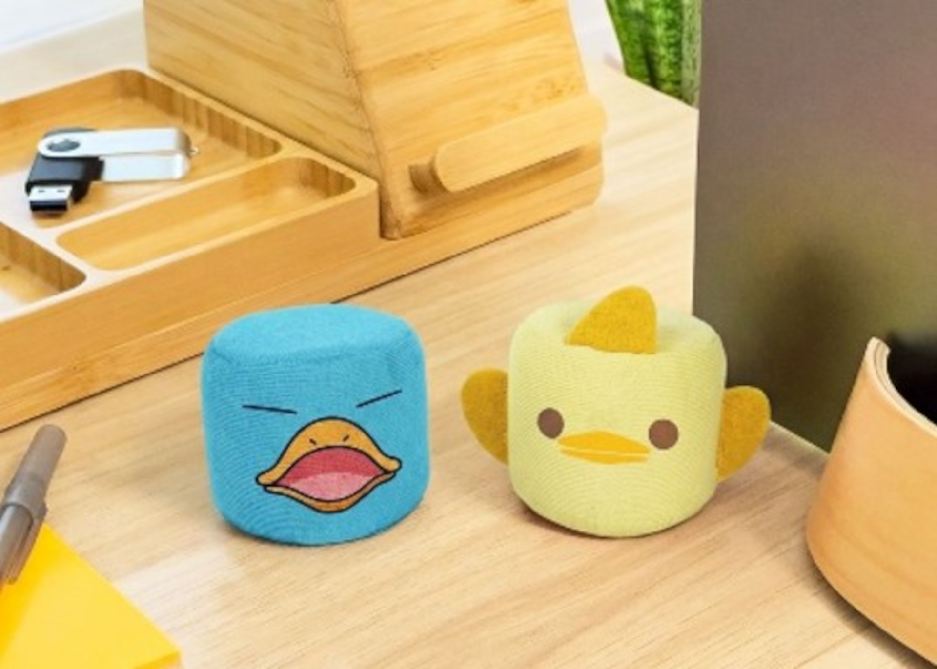 ぴよりんとイコちゃんのYogiboスクイーズが登場