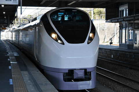 Jr東日本 いわき駅で品川行き1番列車 ひたち2号 が出発 上野東京ライン開通に合わせ常磐線の品川直通運転を開始 トラベル Watch Watch Jr東日本 いわき駅で品川行き1番列車 ひたち2号 が出発 上野東京ライン開通に合わせ常磐線の品川直通運転を開始 トラベル Watch Watch