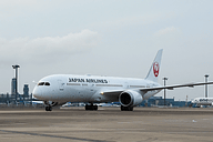 JALの最新鋭機「ボーイング787-9」が日本到着、7月1日の成田