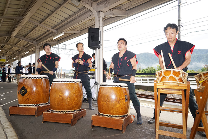 「城崎温泉湯けむり太鼓」による演舞