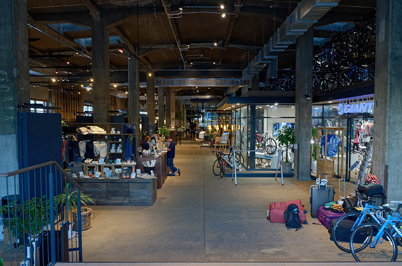 ONOMICHI U2の内部