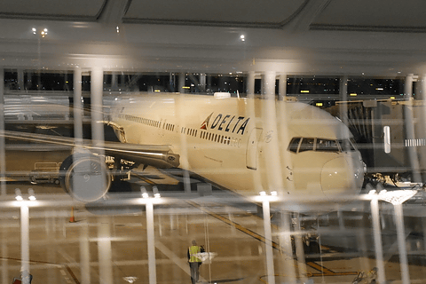 羽田発のデルタ航空ビジネスクラスで ラスベガス開催の見本市 Ces 16 に行ってきた 乗り継ぎがあっても安心のモバイルアプリ Fly Delta トラベル Watch Watch