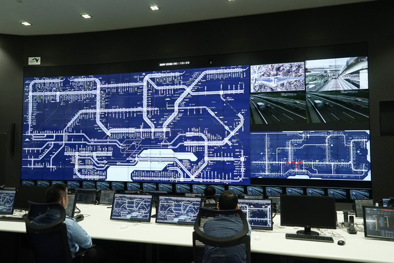 災害時を想定し、管制業務が出来なくなった他の支社をバックアップ表示させるデモ