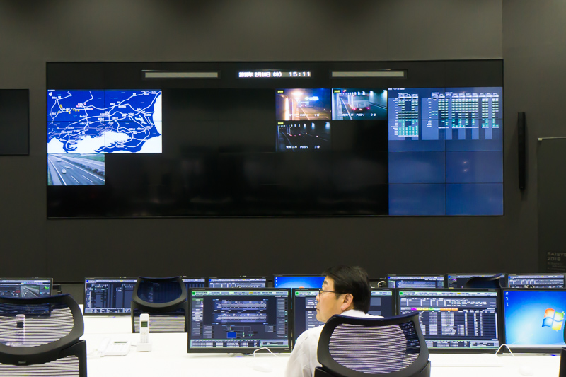 施設制御用大型ディスプレイ