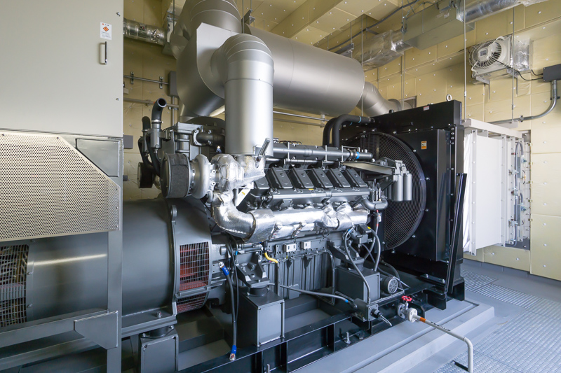 自家発電装置。3日分の燃料を確保する