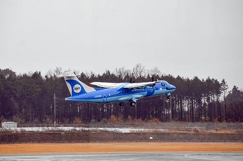 フライト時間わずか13分。デビュー初日の天草エアライン新型機「ATR 42