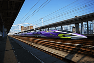 山陽新幹線とエヴァのコラボ車両｢500 TYPE EVA｣が新キャンペーン