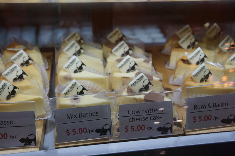 北海道の農場「Farm Designs」は北海道産牛乳を利用したケーキやプリン、クッキーなどを販売