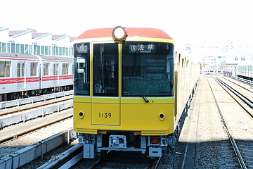 東京メトロ、銀座線1000系特別仕様車両をモチーフにしたラバー
