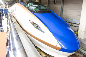 JR東日本、185系車両モチーフの記念入場券とオリジナル方向幕を