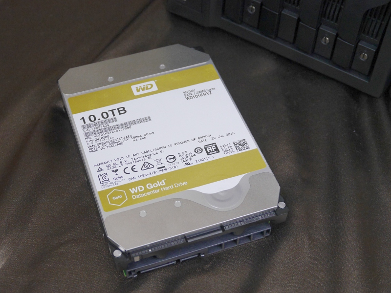 容量10TBのHDD（Western Digitalの“WD Gold”）も問題なく利用できます