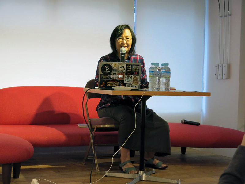 翻訳者 高橋さきの氏