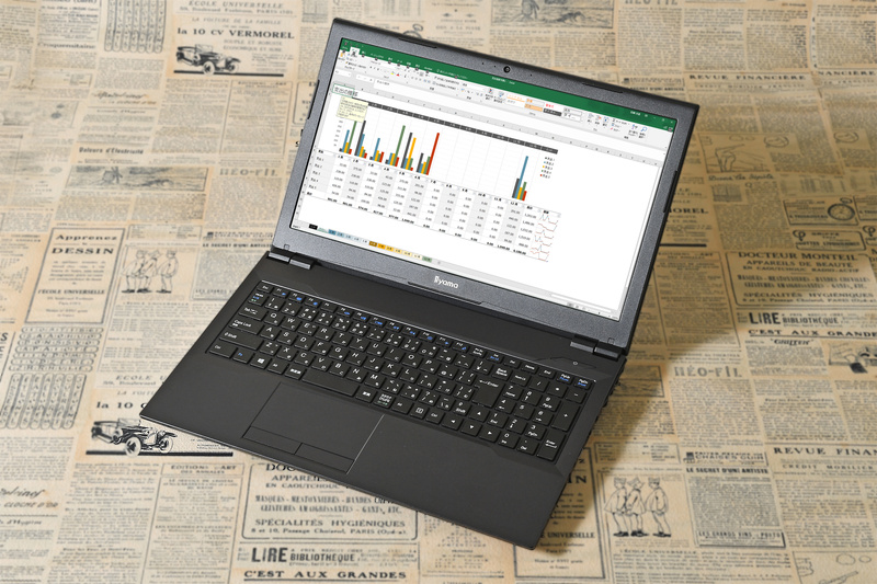 ユニットコムのノートパソコン“iiyama STYLE-15FH039-i3-UHEX”。高い基本性能と最新のビジネスシーンに対応した各種装備、さらに圧倒的なコストパフォーマンスを兼ね備えたビジネスパーソンの強い味方