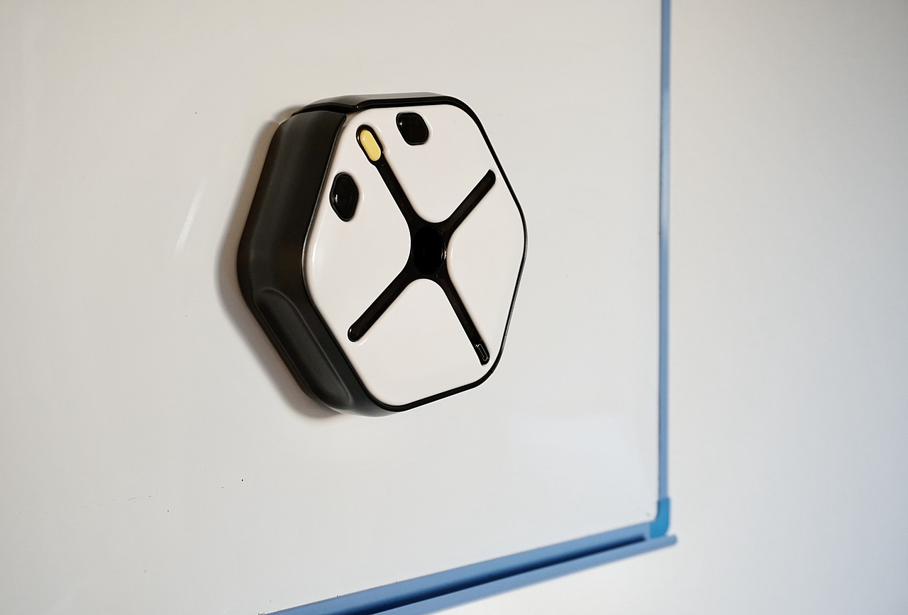 ホワイトボードにピタッとくっつく