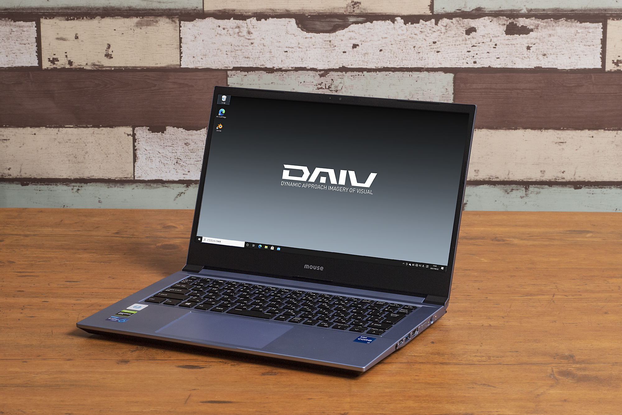 「制作に必要なのPCをどうするか」も重要。プロの目で「何がポイントになるのか」をお伝えします。今回テストしたのはマウスコンピューターのクリエイター向けノートPC「DAIV」。15万円ほどの入門機で、想像以上に実用的です