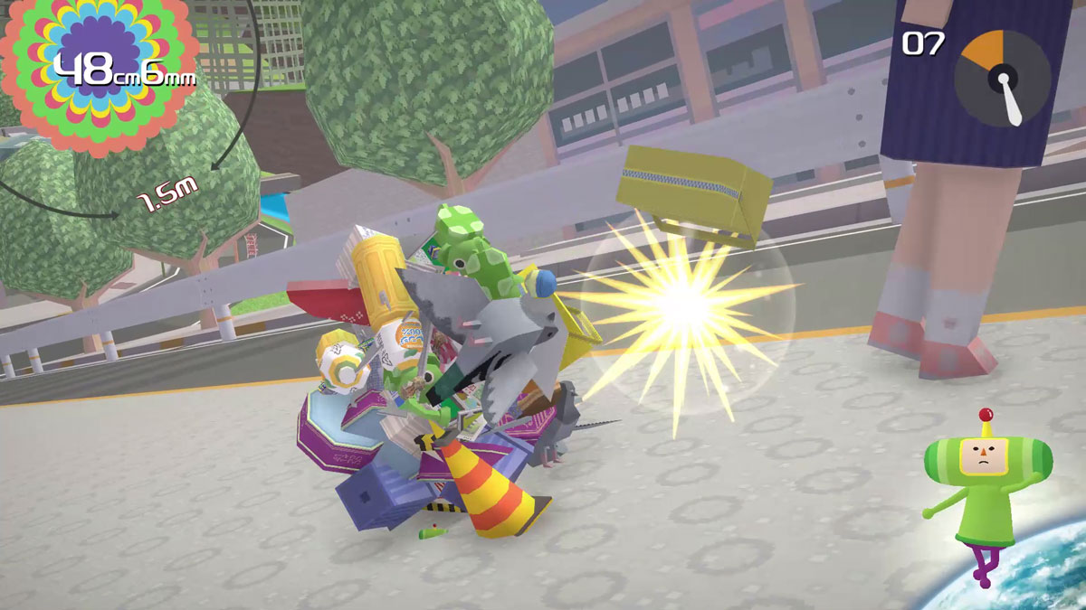 街に出ると人もいる。塊が小さくて巻き込めない時は蹴飛ばされる