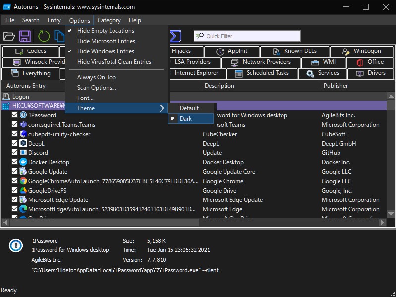 ［Options］－［Theme］メニューから明暗2つのテーマを切り替えられる