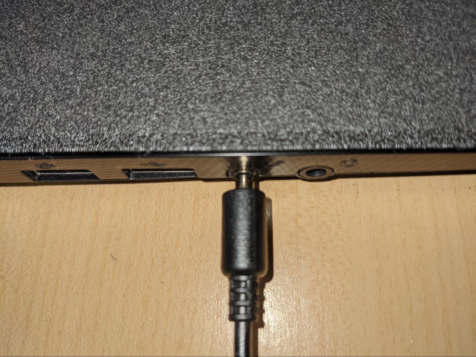 パソコンにちゃんと差し込まれていますか？