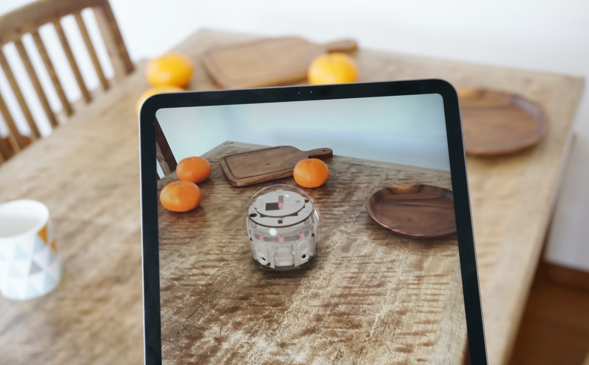 ARで動かせるプログラミングロボット「MetaBot」