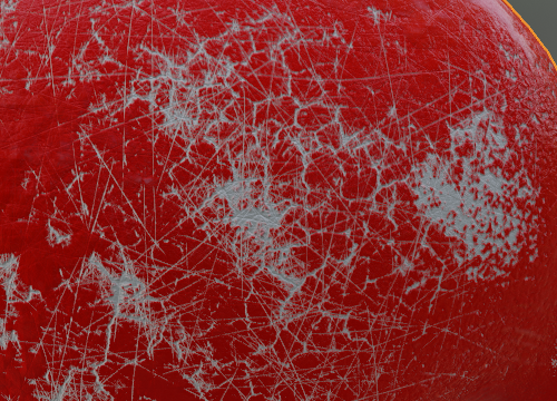 ひっかき傷と亀裂