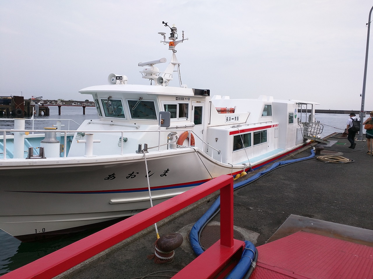 伊予長浜＝青島のローカル航路
