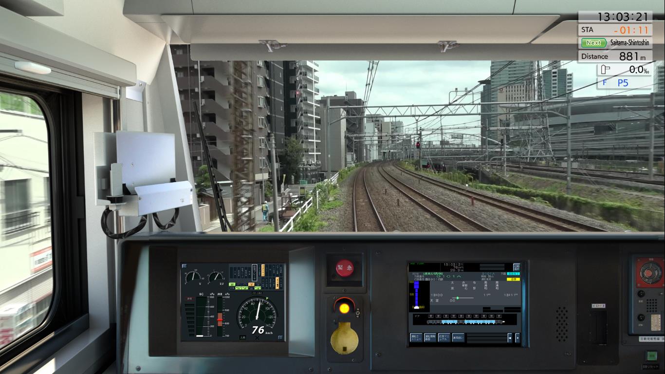 ［C］キーで運転台の表示切替が行なえます。こちらは「運転台フル表示」