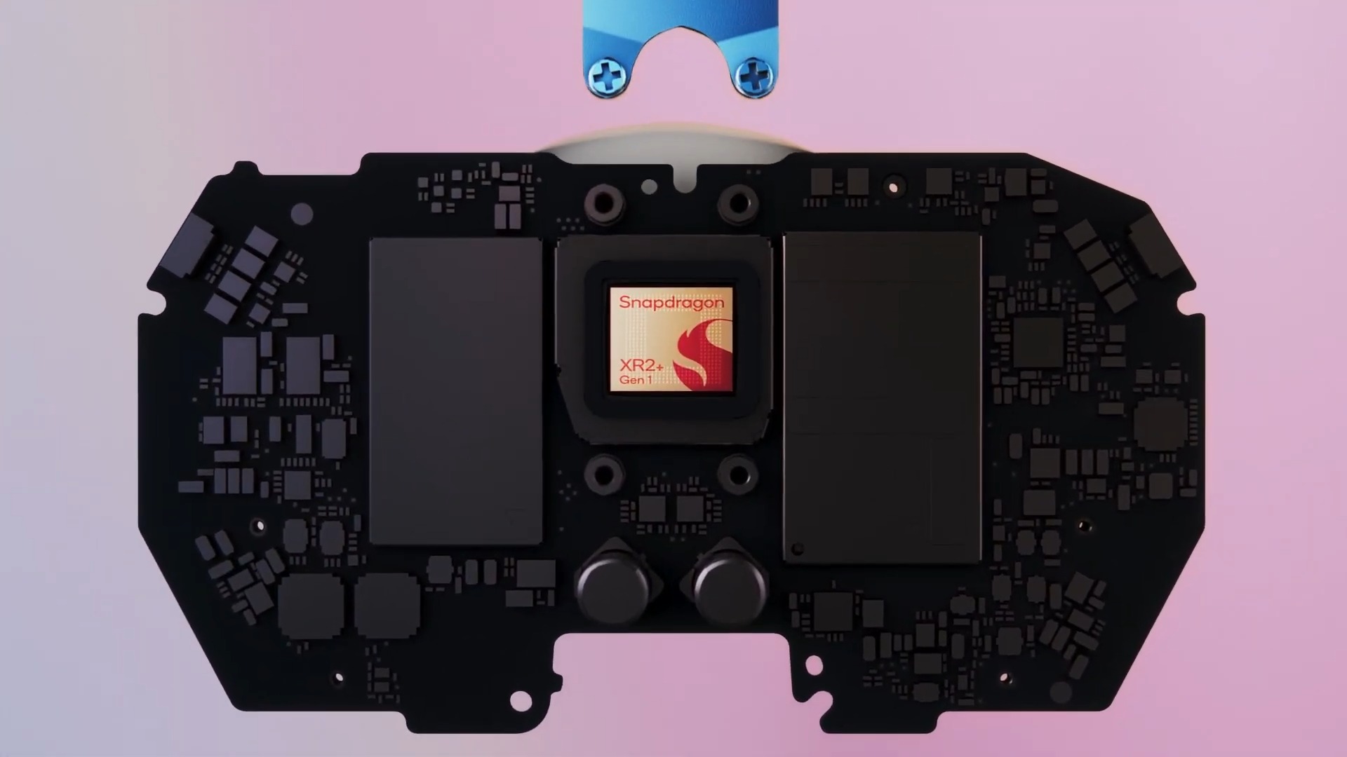 Qualcomm Snapdragon XR2+を搭載。よりパワフルな処理が可能だ